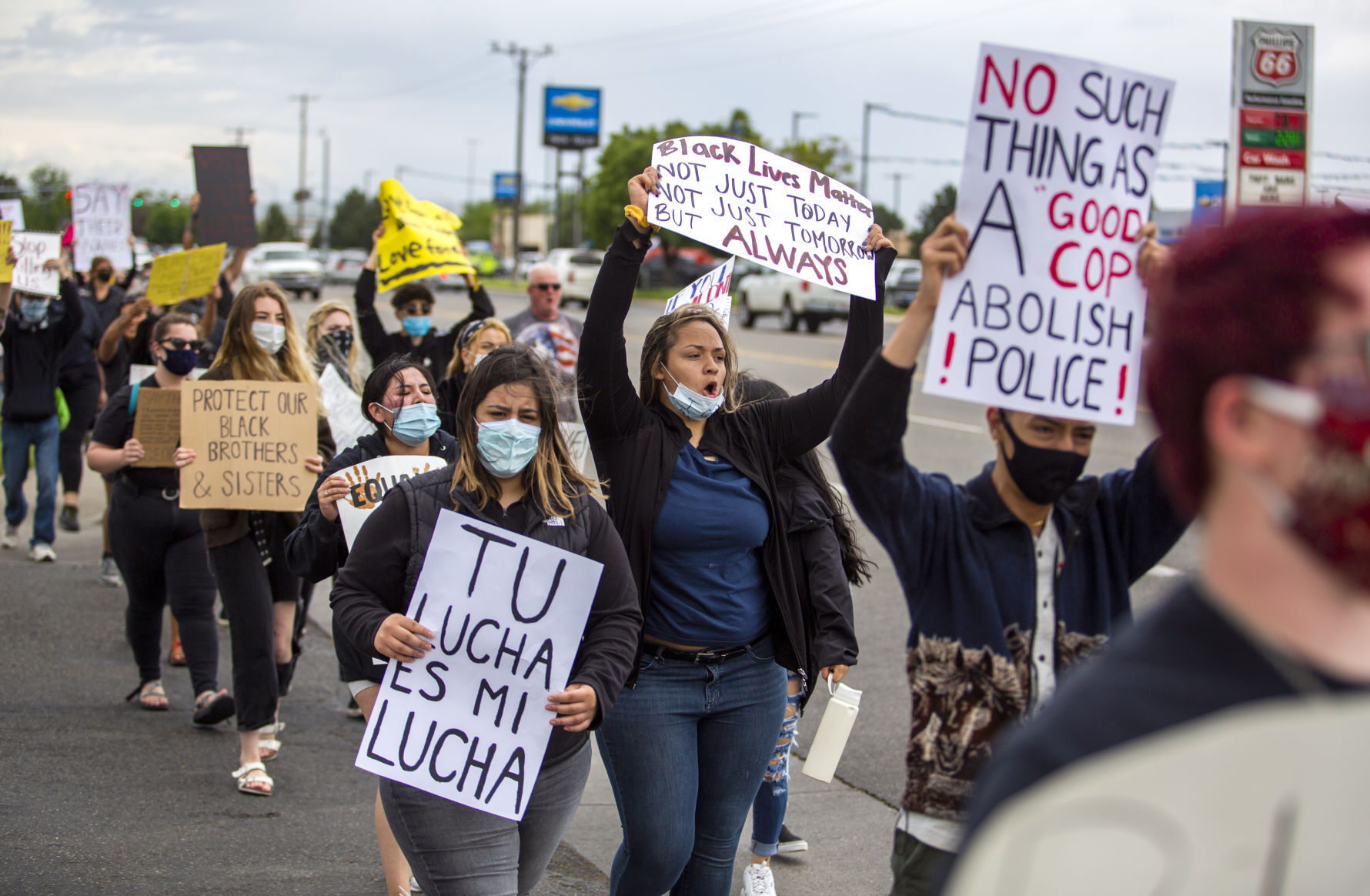 Citizens gather to protest police brutality